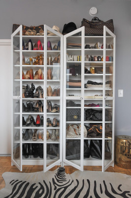 adaymag-8-storage-solutions-for-limited-closet-space-08 衣物鞋子收納